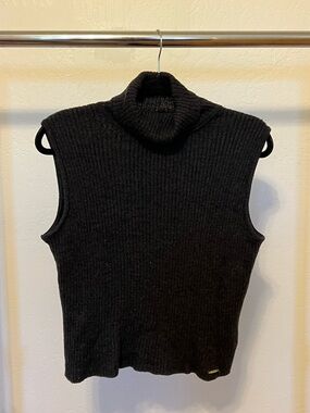 St. John Gray Sleeveless Ribbed Turtleneck Tank